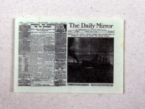 画像2: 新聞 タブロイド　"The Daily Mirror "