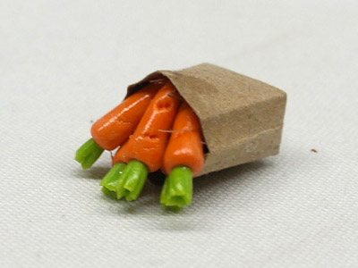 画像2: 紙袋入り野菜（にんじん）