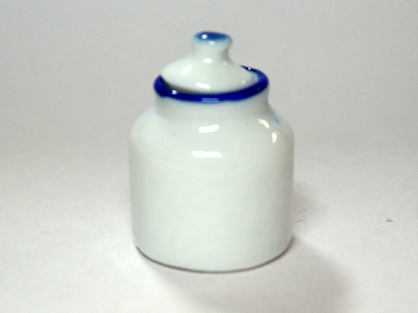 画像1: 陶器　保存容器　白