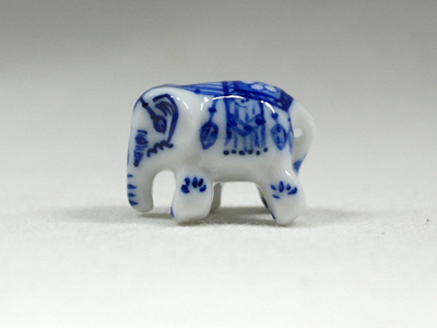 画像1: 陶器のエレファント（象）